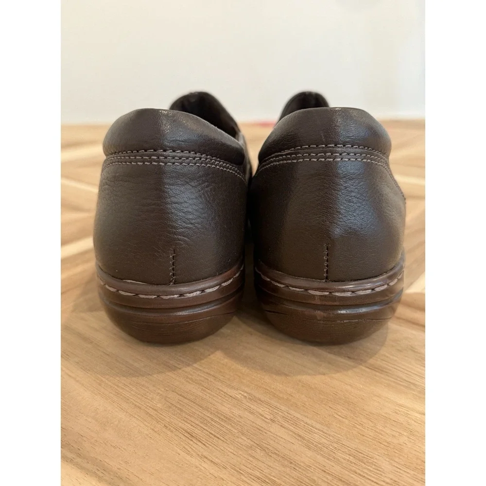 Montana Artisan Crafted Brownwood Leather Flats Shoe WMNS 10 Button Boho Cottage